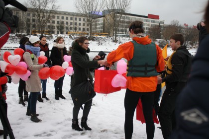 Sveikina filologės...